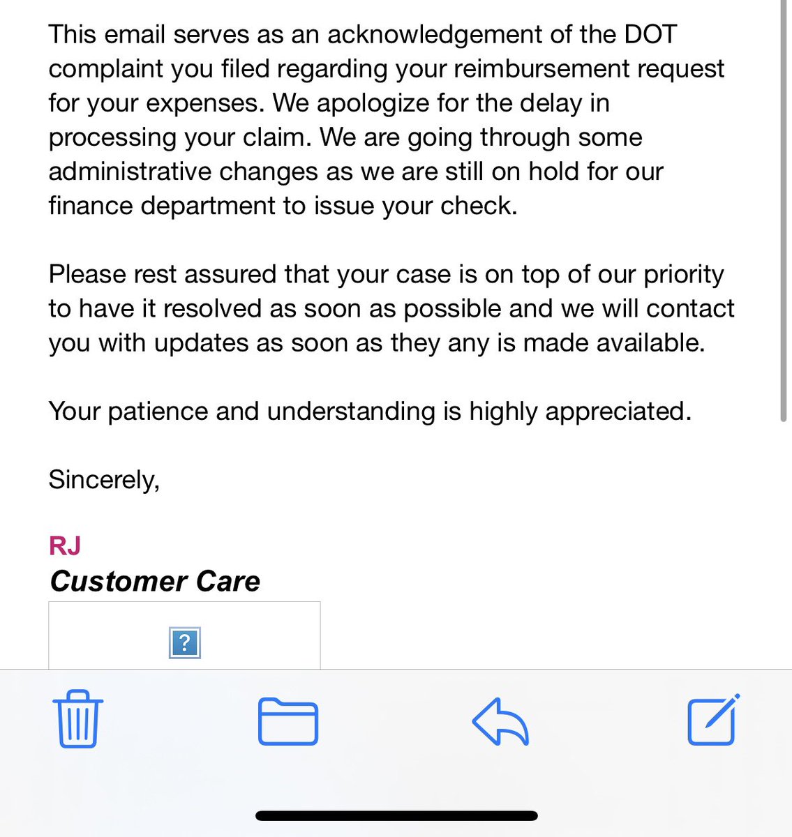 mswan1221's tweet photo. @silver_airways THIS IS FROM 8/2024! When are you going to handle this? 😂 Pathetic! https://t.co/6qLSMhJxww