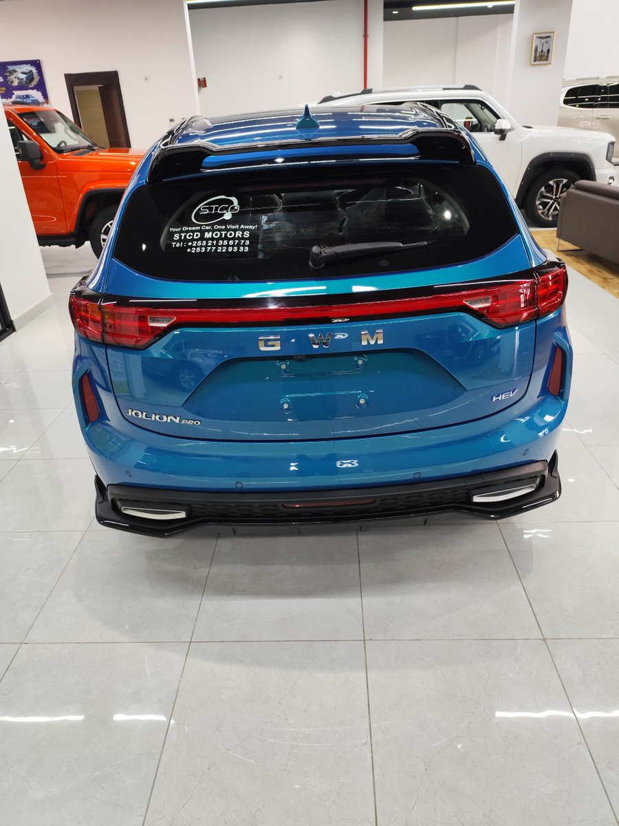 StcdMotors's tweet photo. 🚗💡 IL NE SE CONTENTE PAS DE ROULER, IL RÉFLÉCHIT.

Le JOLION PRO est disponible dès maintenant chez STCD Motors.
Design affûté, confort premium, cerveau intelligent.
#JOLIONPRO #HAVAL #STCDMotors #Djibouti #SMARTDRIVE