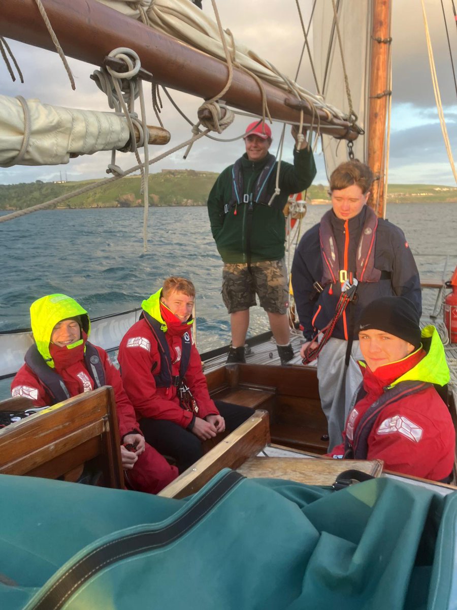 It was a soggy start to our half-term Adventure Sailing voyage on-board Moosk!

After a bumpy night off Cawsand, they had a fantastic sail across to Salcombe yesterday

Here's a little of what they've been up to so far

#halfterm #theslandtrust #adventuresailing