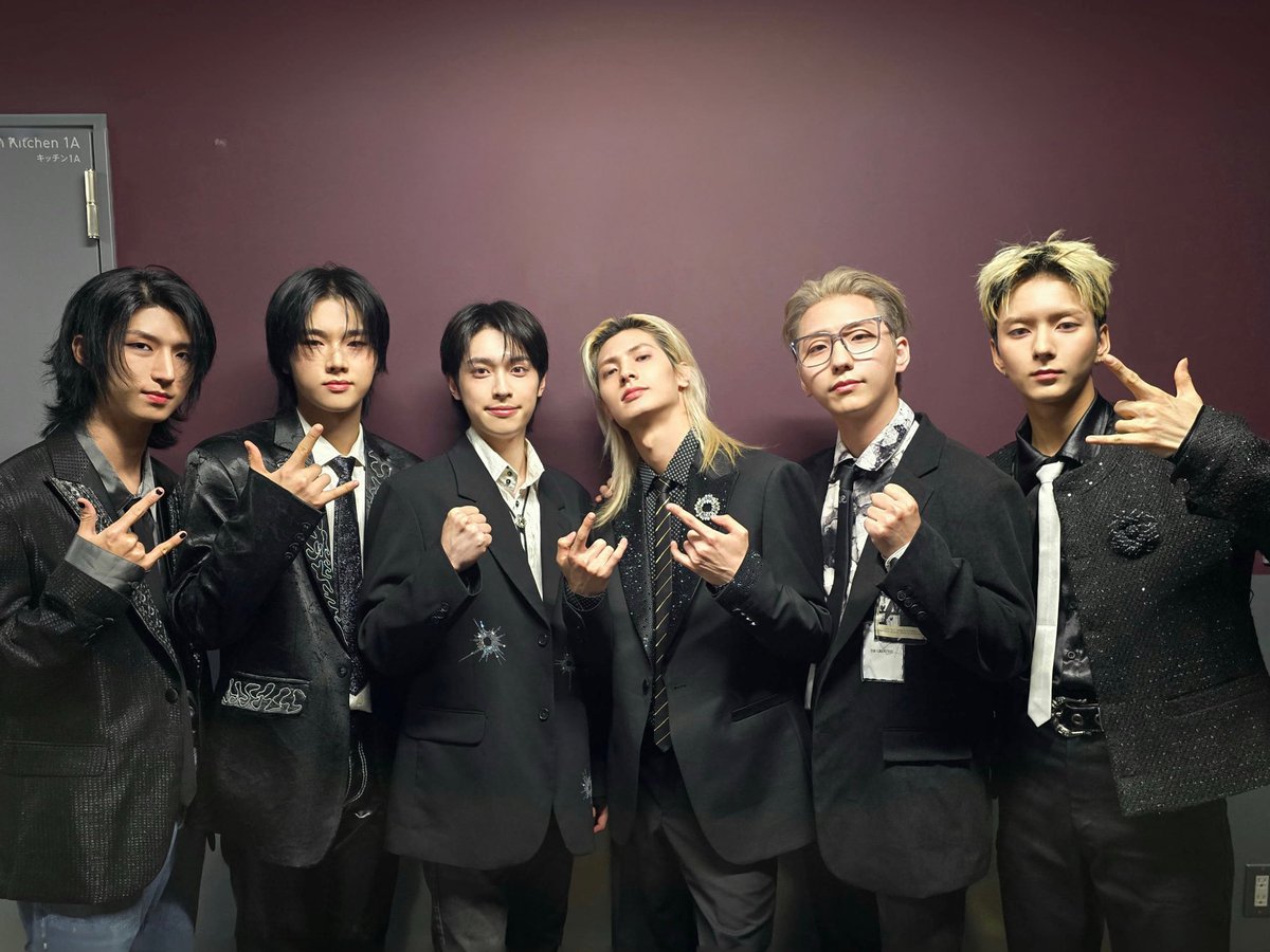 Xdinary Heroes tweet media