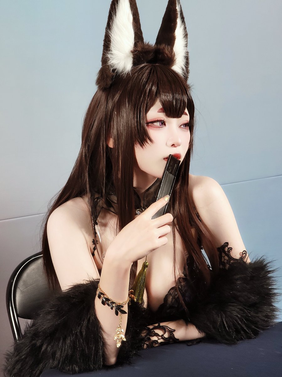 2025.05.25 (일)
2025 PlayX4

벽람항로
아마기 (홍연의 촌한 ver.)
 - Model. 시루님 (@siru_0207)

#AzurLane #アズールレーン #azurlanecosplay #Amagi #天城 #cosplay #コスプレ https://t.co/gz74ZFshdZ