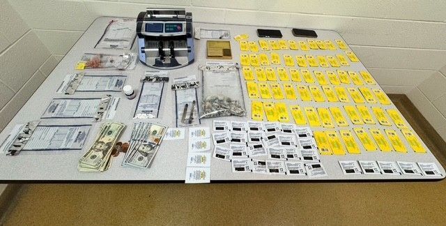 Thanks to a concerned citizen, PPD stopped an erratic driver &amp; recovered suspected drugs: psilocybin, cocaine, meth, Suboxone &amp; Xanax. Driver arrested for OVI. Your tips help keep our streets safe! 🙌 #InnocentUntilProvenGuilty #DrugsAreBad #PerrysburgPD