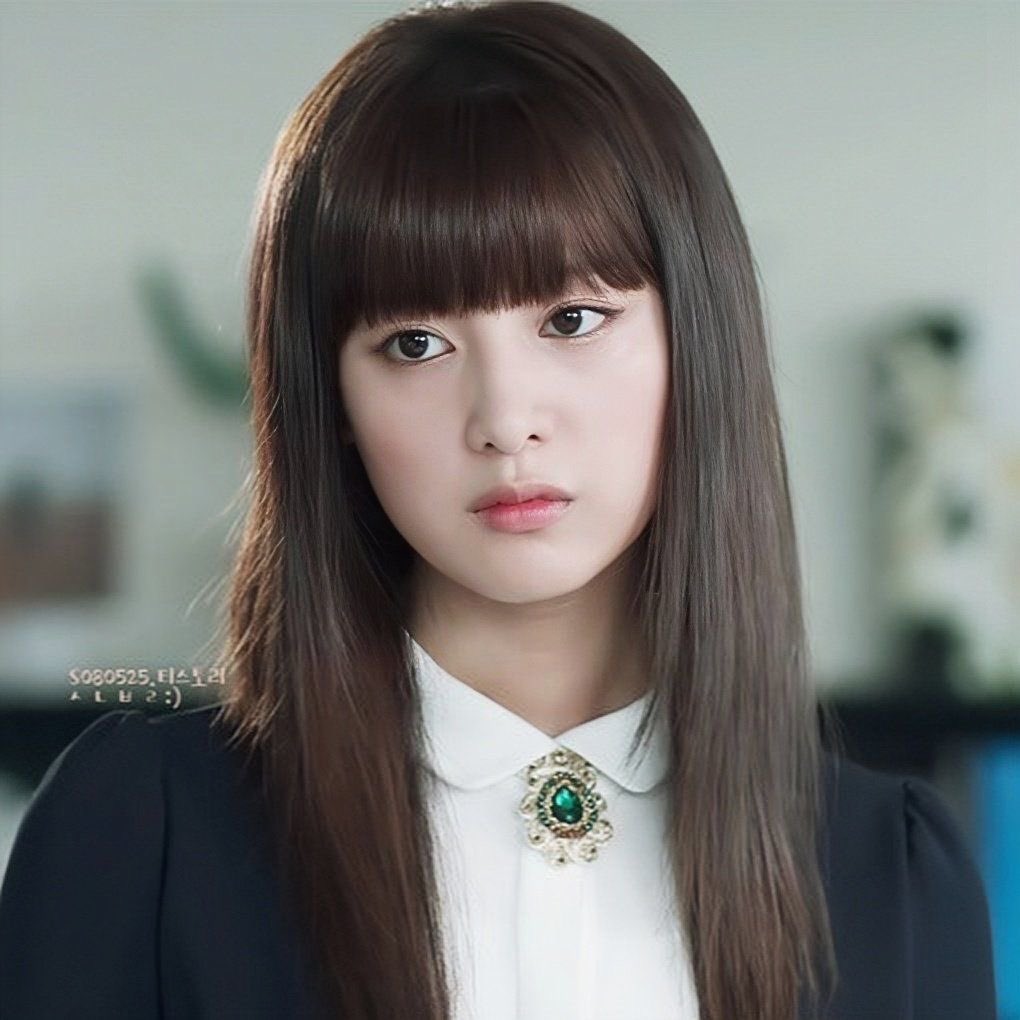 dramascow's tweet photo. 2013 yoo rachel                          2025 yoo rachel https://t.co/pjkGNJy5nC