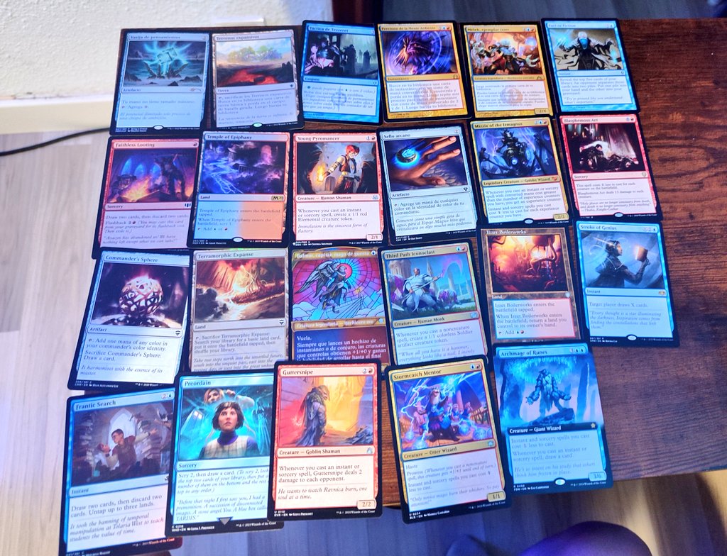 yangin_pikapi's tweet photo. Seguimos completando el deck de Commander. Gracias @neverlandmtg por las cartitas y la rapidez además de las extras de Final Fantasy ❤️❤️❤️ https://t.co/eQrXNknjof