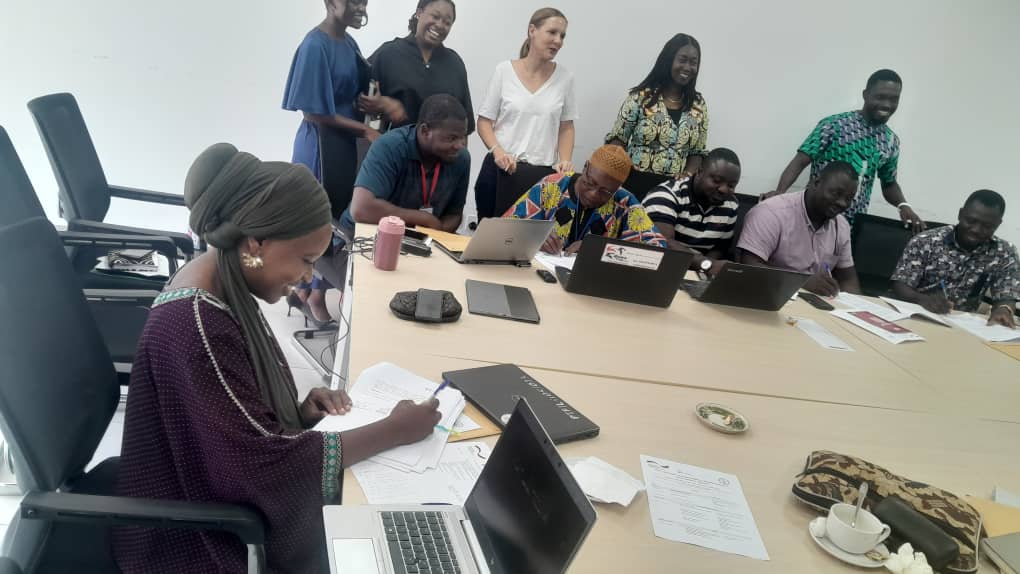 PureTrustSIF's tweet photo. Yesterday, we were part of the Grantees who signed a grant agreement with GIZ to implement a Gender Transformative Advocacy Campaigns to prompt social reflection on causes and effects of discrimination and Sexual and Gender-Based Violence (SGBV). @giz_gmbh @csmott https://t.co/HXEp33JmOW