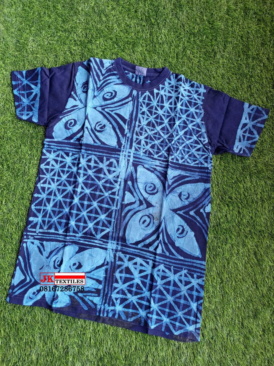 Ditch the ordinary Tees for Adirẹ's unique charm🥰

Price 👉🏾 8500 NGN ✅
Available in all Sizes (M - XXXL) 🤗 
Can also be made in Preferred Color(s) 😍
Nationwide delivery✅
DM to place your order 🤗 or
Contact wa.me/2348167286758 🫶🏾

 Please help retweet🙏🏾 🙏🏾🙏🏾