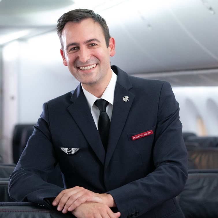 AnneRigail's tweet image. A l’occasion du #InternationalFlightAttendantDay, un grand merci à tous nos Personnels Navigants Commerciaux #AirFrance qui garantissent la sécurité, le confort et le bien-être de nos clients à bord au quotidien !