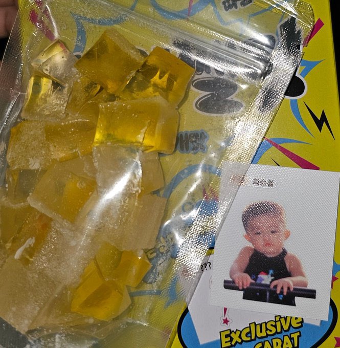 sounds_of_cheol's tweet image. mcountdown prerecording gift jelly with baby svt sticker 😭 SEUNGCHEOL 😭