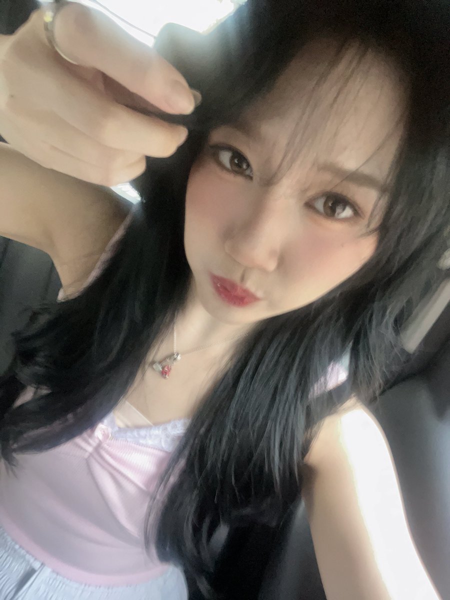 Marsha Lenathea tweet media