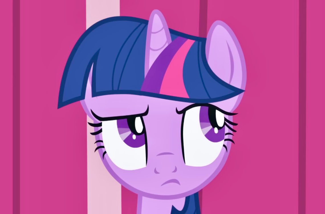 ELEMENTOFMAGICS's tweet image. ㅤ

ㅤㅤso much paperwork. 💦
ㅤwonder what her friends are doing right now . . .

ㅤ