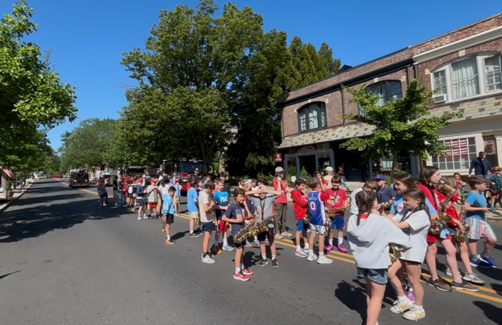 Band Buddies in the Memorial Day Parade

More than 70 elementary, middle, and high school marching band members participated in the Haddonfield Memorial Day Parade! Band Buddies in the Memorial Day Parade!