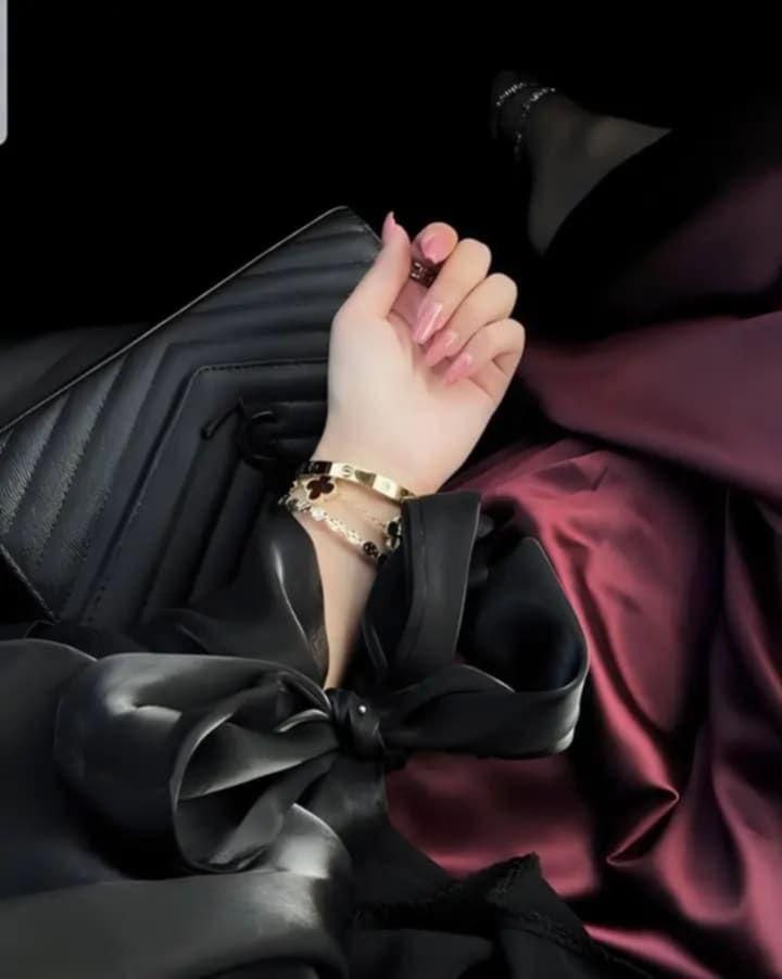 الحمدللّٰه الذّي أورثني موجاً من الجمّال والرزانة ورفعني عن توافه الأمور و الإهتمامات وجمّلني بالأخلاق الطيّبة ✨🩷
˼
❀ ꙰ .𓆩•҉᭄𓆪