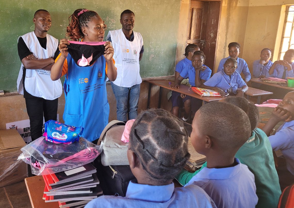 UNFPA Zambia (@unfpazambia) on Twitter photo #MenstrualHygieneDay! Menstruation doesn’t stop in a humanitarian crisis. <a href="/UNFPAZambia/">UNFPA Zambia</a> with <a href="/mohzambia/">Ministry of Health Zambia</a> & <a href="/clzambia/">LifeLine Child Line Zambia</a> are distributing sanitary pads & pants to adolescents through mobile health clinics. #PeriodFriendlyWorld
<a href="/UNFPA_ESARO/">UNFPA East and Southern Africa</a> <a href="/AFRIpads/">AFRIpads</a>
Read more unf.pa/43yQUjD #MenstrualHygieneDay! Menstruation doesn’t stop in a humanitarian crisis. <a href="/UNFPAZambia/">UNFPA Zambia</a> with <a href="/mohzambia/">Ministry of Health Zambia</a> & <a href="/clzambia/">LifeLine Child Line Zambia</a> are distributing sanitary pads & pants to adolescents through mobile health clinics. #PeriodFriendlyWorld
<a href="/UNFPA_ESARO/">UNFPA East and Southern Africa</a> <a href="/AFRIpads/">AFRIpads</a>
Read more unf.pa/43yQUjD