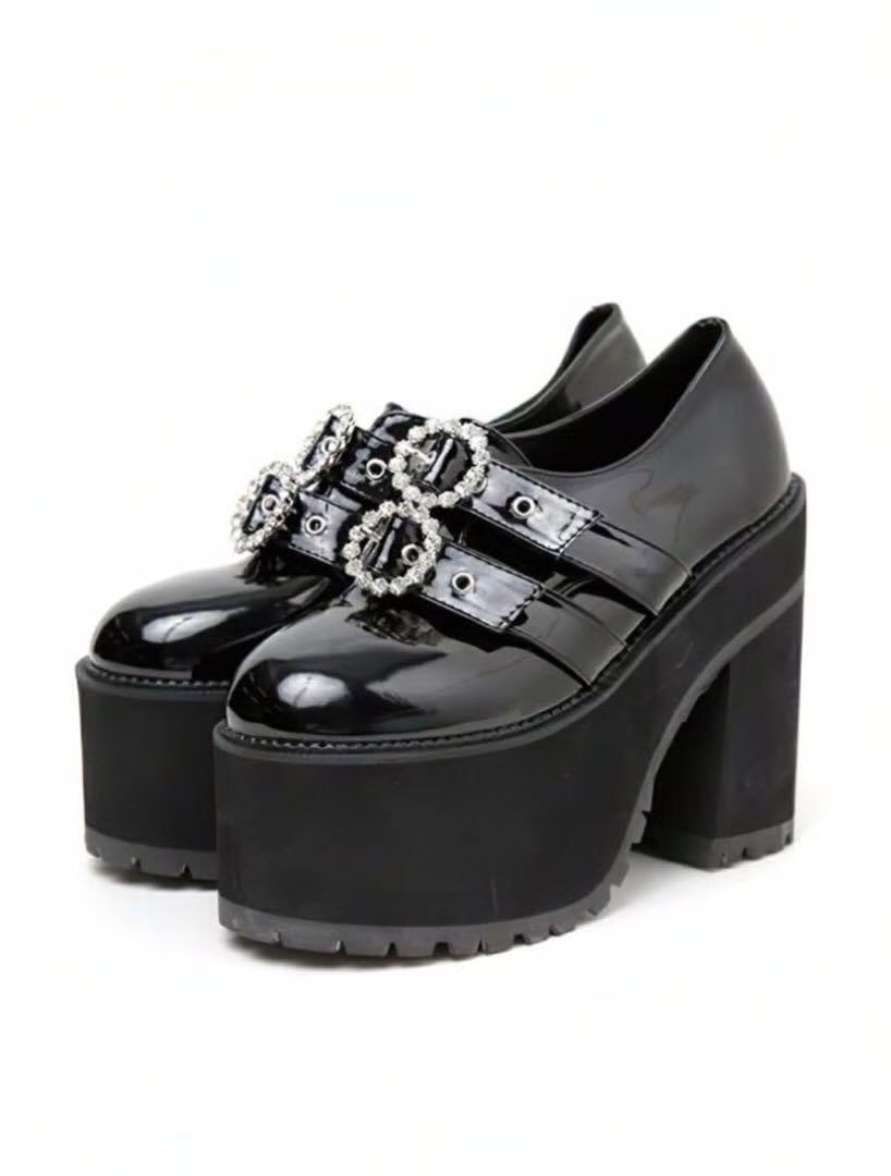 esterhennyy's tweet photo. how about you put yourself in my shoes for a second https://t.co/zvIW751uJt