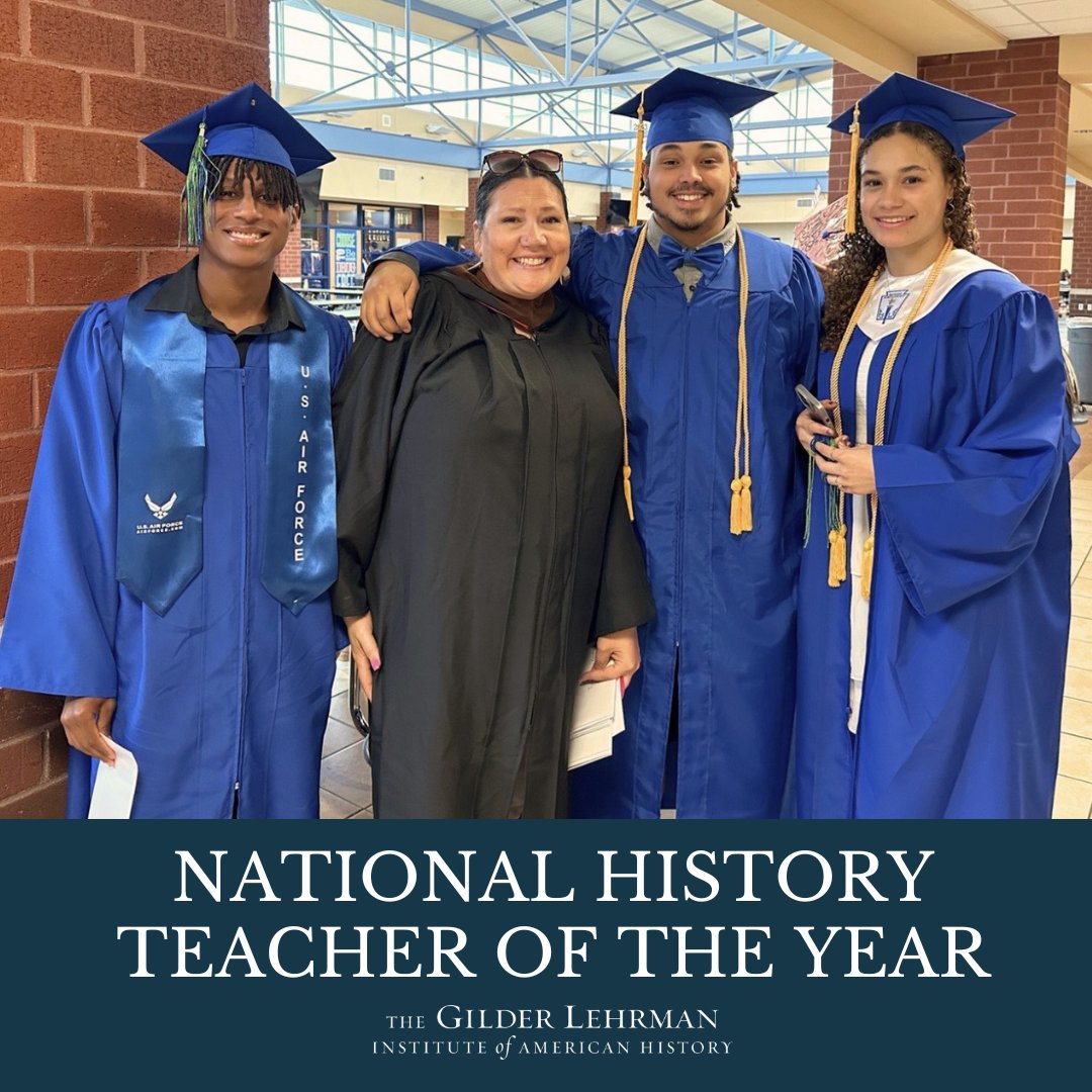 Teachers: Were you nominated for the 2025 National History Teacher of the Year award? Don't forget to submit your supporting documents! Each state winner will receive $1,000. The national winner will receive $10,000. 

Submit here: ow.ly/HGxH50W0c7V
#NHTOY #HTOY