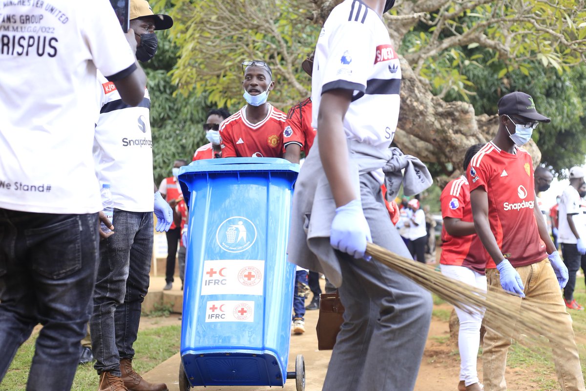 Iganga Man utd community fans Sacco. tweet media