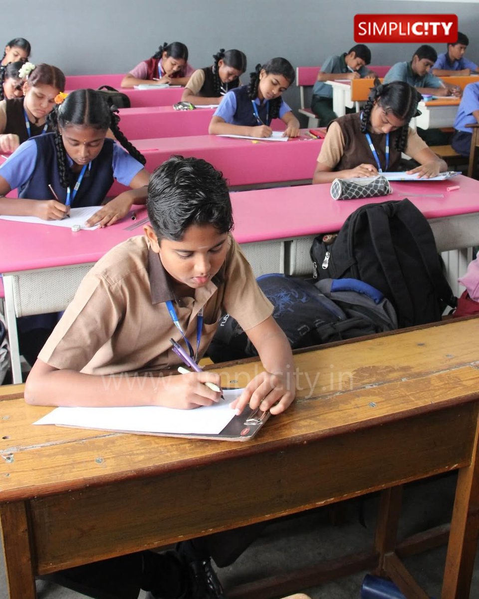simplicitycbe's tweet image. #photostory
URC Palaniammal School in Erode hosted an exciting class-wise mathematics competition as part of Math Month celebrations. Students showcased their numerical abilities with enthusiasm, demonstrating impressive mathematical talent and problem-solving skills!

#MathMonth…