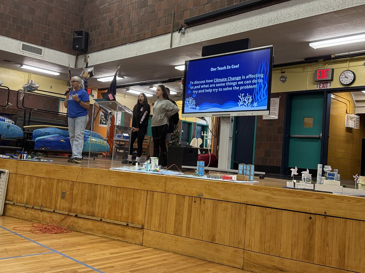Claudine Conover (@claudineconover) on Twitter photo District 11’s PS 175 is having a Teach In for Climate Justice! Students have a chance to learn from City Island Oyster, Billion Oyster, Hutchinson River Project, and the CI Historical Society! Kids learn ing from the experts! <a href="/District11BX/">NYC District 11Community School District</a> <a href="/cristinevaughan/">Cris Vaughan</a> District 11’s PS 175 is having a Teach In for Climate Justice! Students have a chance to learn from City Island Oyster, Billion Oyster, Hutchinson River Project, and the CI Historical Society! Kids learn ing from the experts! <a href="/District11BX/">NYC District 11Community School District</a> <a href="/cristinevaughan/">Cris Vaughan</a>
