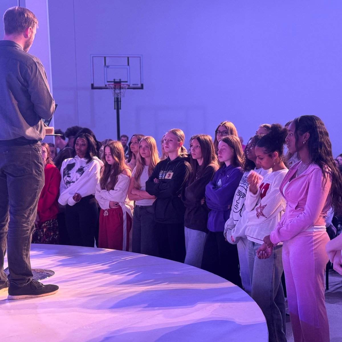 MCAmustangs's tweet image. Senior Chapel was a beautiful time of celebration as we gathered to bless and send off our seniors before graduation. Surrounded by family, friends, and our school community, we shared in this special milestone together. 🎓✨

#mcamustangs #mcacommunity #classof2025