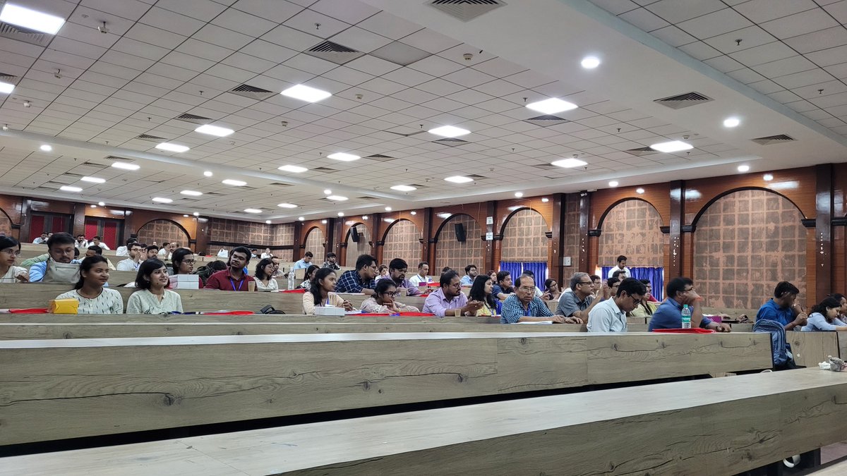 NEUROUPDATE KOLKATA 2025
The sixteenth Neuroupdate meeting was jointly organized by CSIR-IICB and CNMC&amp;H on 17th May 2025. The conference was held at Eye Building Auditorium Hall, Calcutta National Medical College &amp; Hospital, Kolkata.