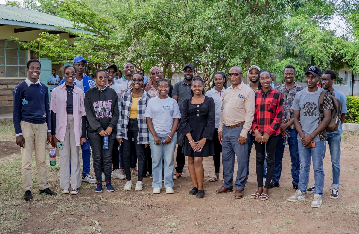 The #YSKOutreach team, together with our dedicated students from Meru University’s Innovation Club from across various STEM disciplines, visited Isiolo Boys’ High School last weekend for an inspiring #STEM mentorship event.
