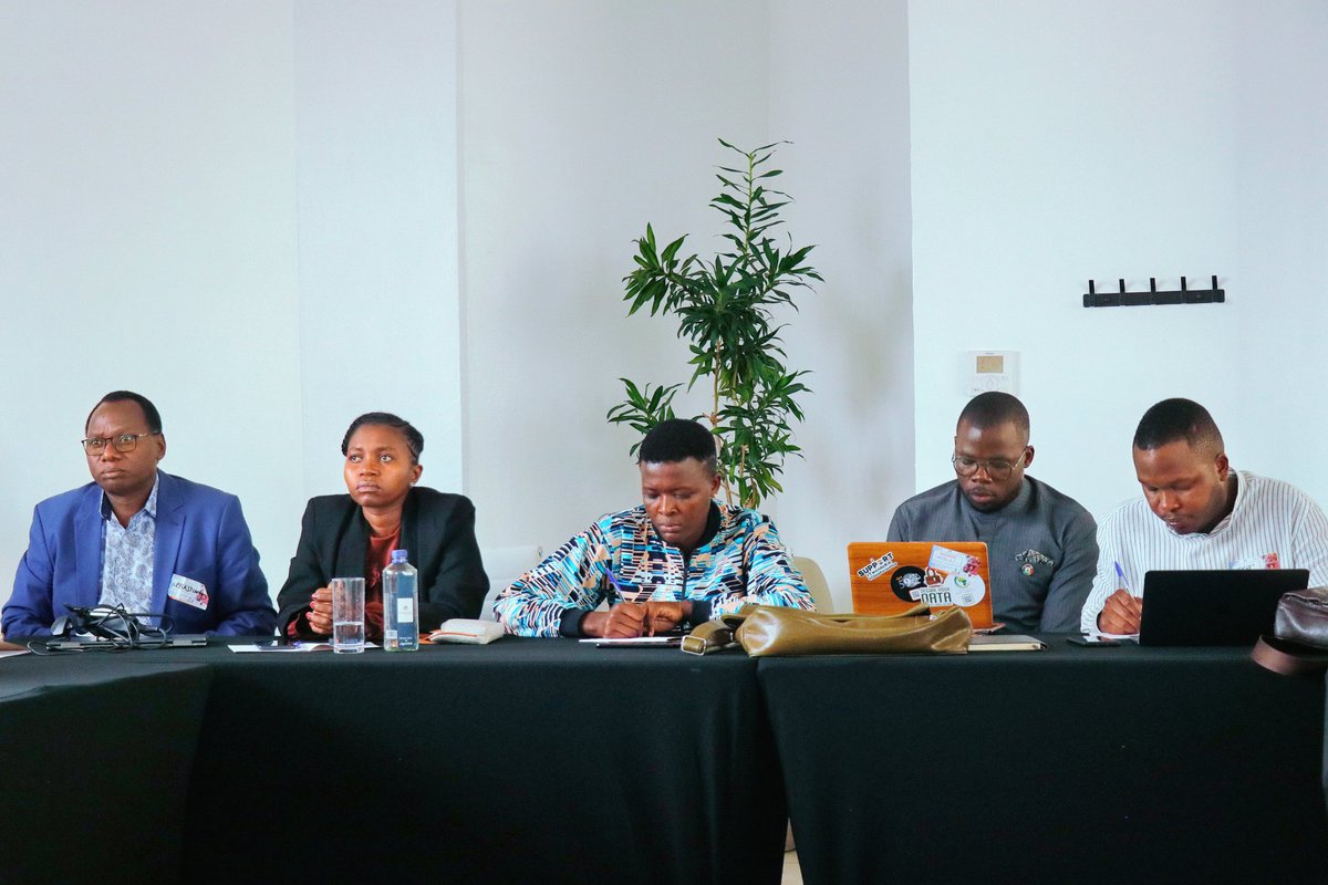 Brenda Holo tweet media