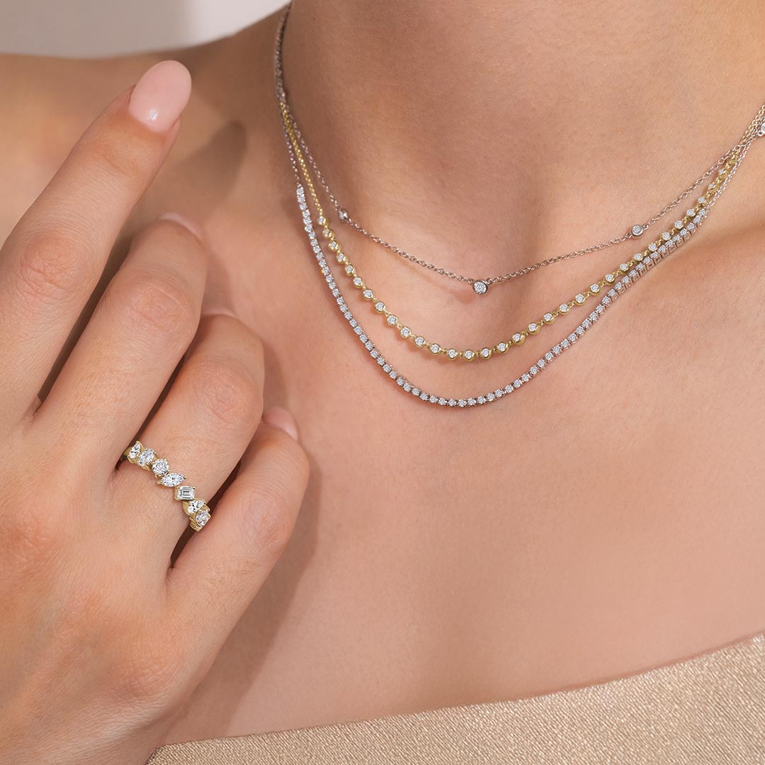 DunkinsDiamonds's tweet image. Diamond essentials aren&apos;t just for special occasions—they’re for celebrating you. ✨ Treat yourself to something timeless, radiant, and undeniably yours.

#diamondessentials #treatyourself #selfgifting #everydayluxury #finejewelry