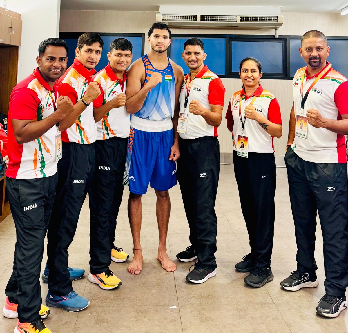 BFI_official's tweet photo. 🥊 Triple Delight for India at #ThailandOpen2025! 🇮🇳

Tamanna, Priya, and Deepak cruise into the semifinals with dominant wins, securing bronze medals and staying in the hunt for more! 🥉🔥

#BFI #PunchMeinHaiDum https://t.co/mJQEzG4hZG