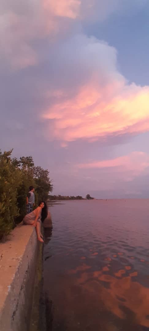 #Camaguey #Cuba atardecer en #SantaCruzdelSur, pueblo trabajador que disfruta sus tradiciones de gente de #mar <a href="/tvcamaguey/">Televisión Camagüey</a> <a href="/AviannyH58766/">Avianny Delgado Herrera</a> <a href="/KarlaCamil70381/">Karla Camila Abreu Rodríguez</a> <a href="/GobCamaguey/">Gobierno de Camagüey</a>