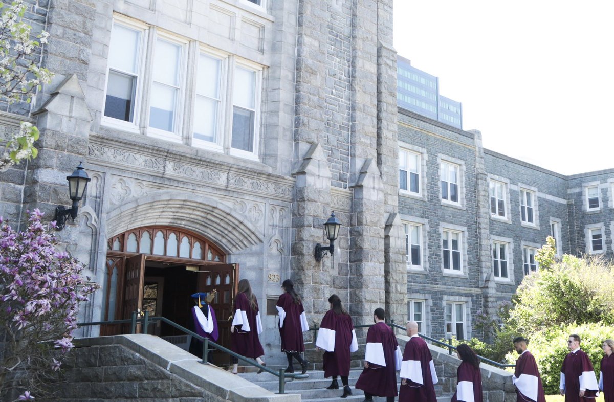 Saint Mary’s University (@smuhalifax) on Twitter photo It's the second day of spring convocation and we are thrilled to welcome more huskies into the <a href="/SMUAlumniHfx/">SMU Alumni</a> family! 🎓❤️ #WorldWithoutLimits #SMUGrads2025 It's the second day of spring convocation and we are thrilled to welcome more huskies into the <a href="/SMUAlumniHfx/">SMU Alumni</a> family! 🎓❤️ #WorldWithoutLimits #SMUGrads2025