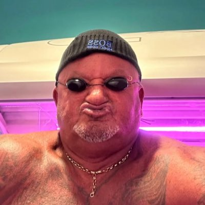 onkeldry's tweet image. #NewProfilePic