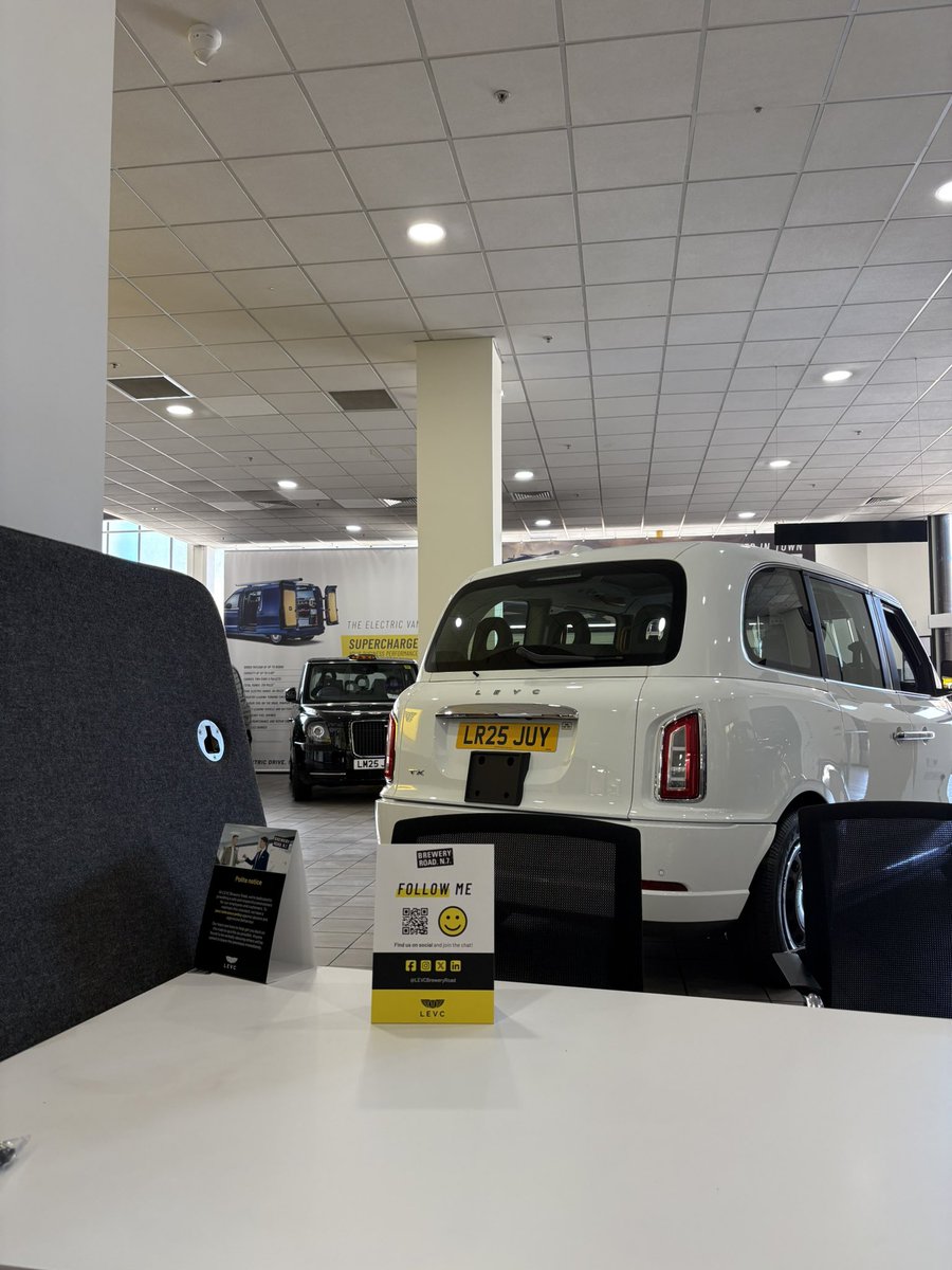 MartCAFC45's tweet image. Shall I shan’t I go new again . !!!! #levc #taxi #london 

Let’s see what’s on offer