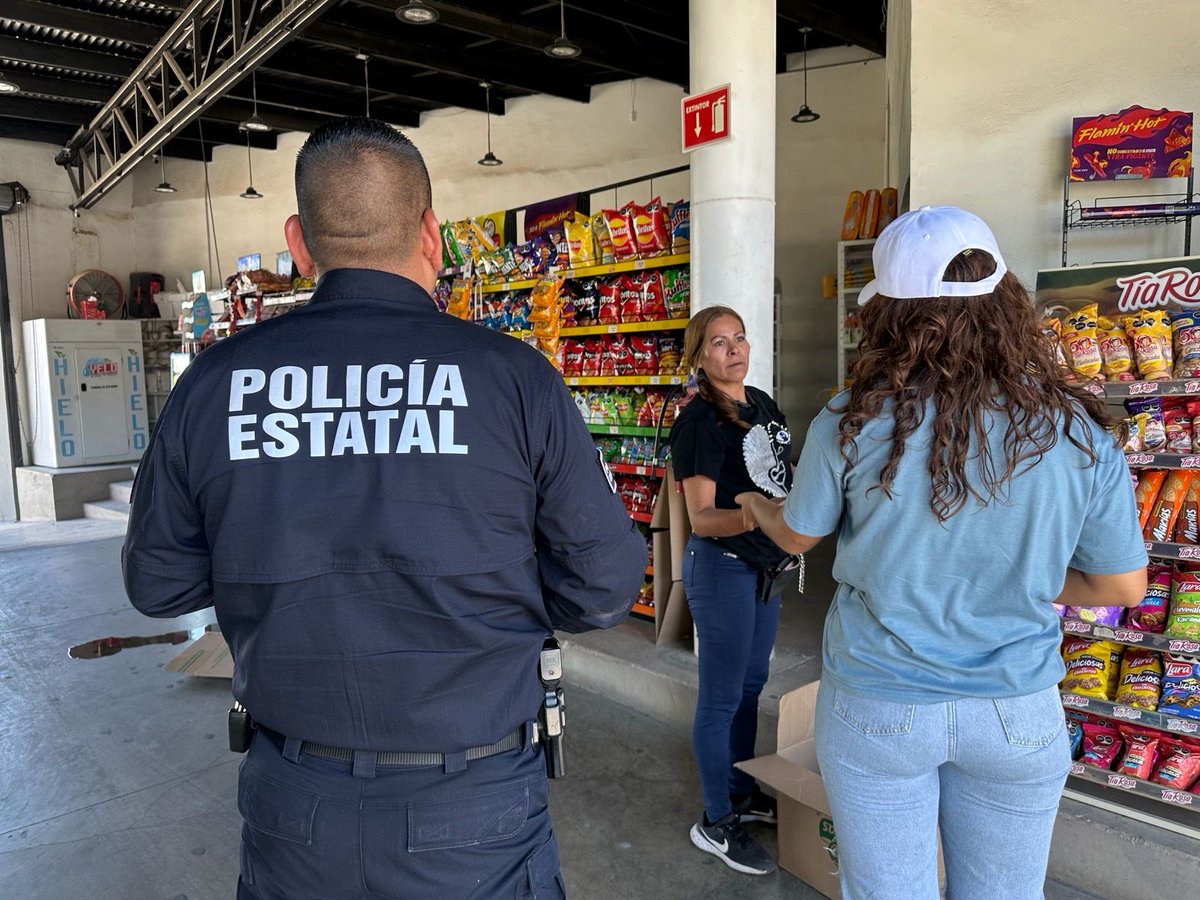 ritaburgos10's tweet photo. Centro Estatal de Prevención del Delito y Policía Estatal ⁦@SonoraSeguridad⁩ a través de Jornada Permanente por la Paz  lleva información de programas preventivos con los que cuenta la Secretaría para uso de los ciudadanos. 

#PrevenciónSonora
⁦⁦@AlfonsoDurazo⁩ https://t.co/SjbMjrXsZZ