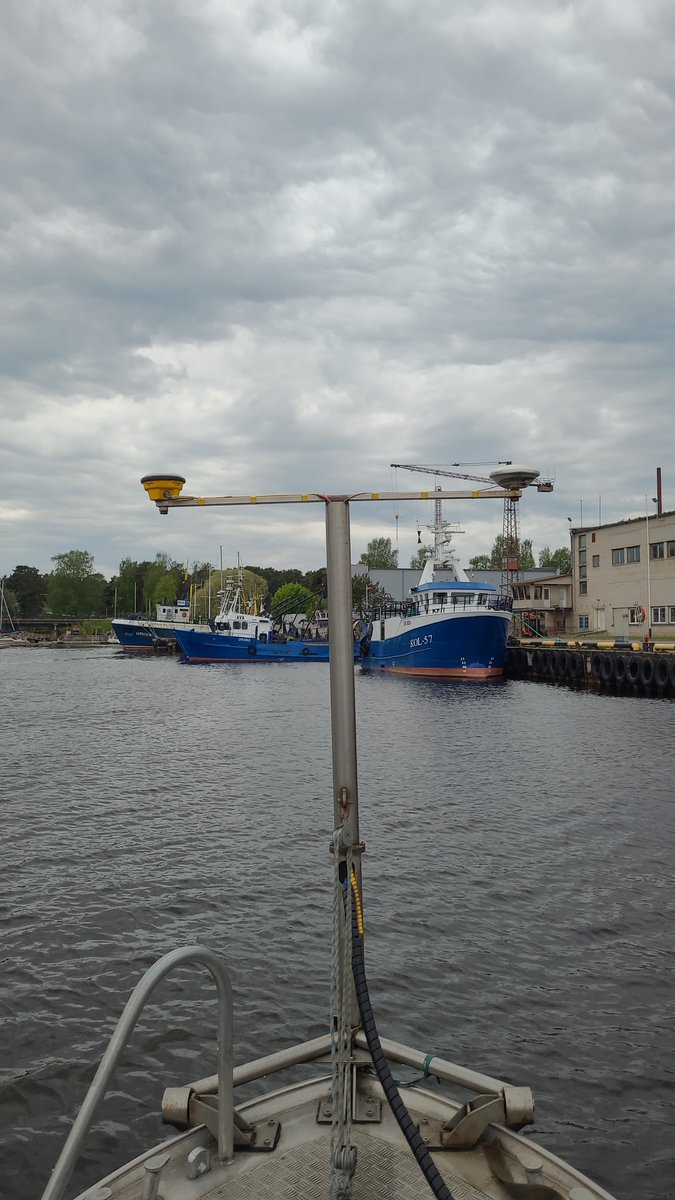 Šodien Latvijas Jūras administrācijas Hidrogrāfijas dienesta speciālisti ar hidrogrāfijas kuteri "Sonārs" veic dziļuma mērījumus Rojas ostas teritorijā. (Foto - hidrogrāfa palīgs Kaspars Zvejnieks).