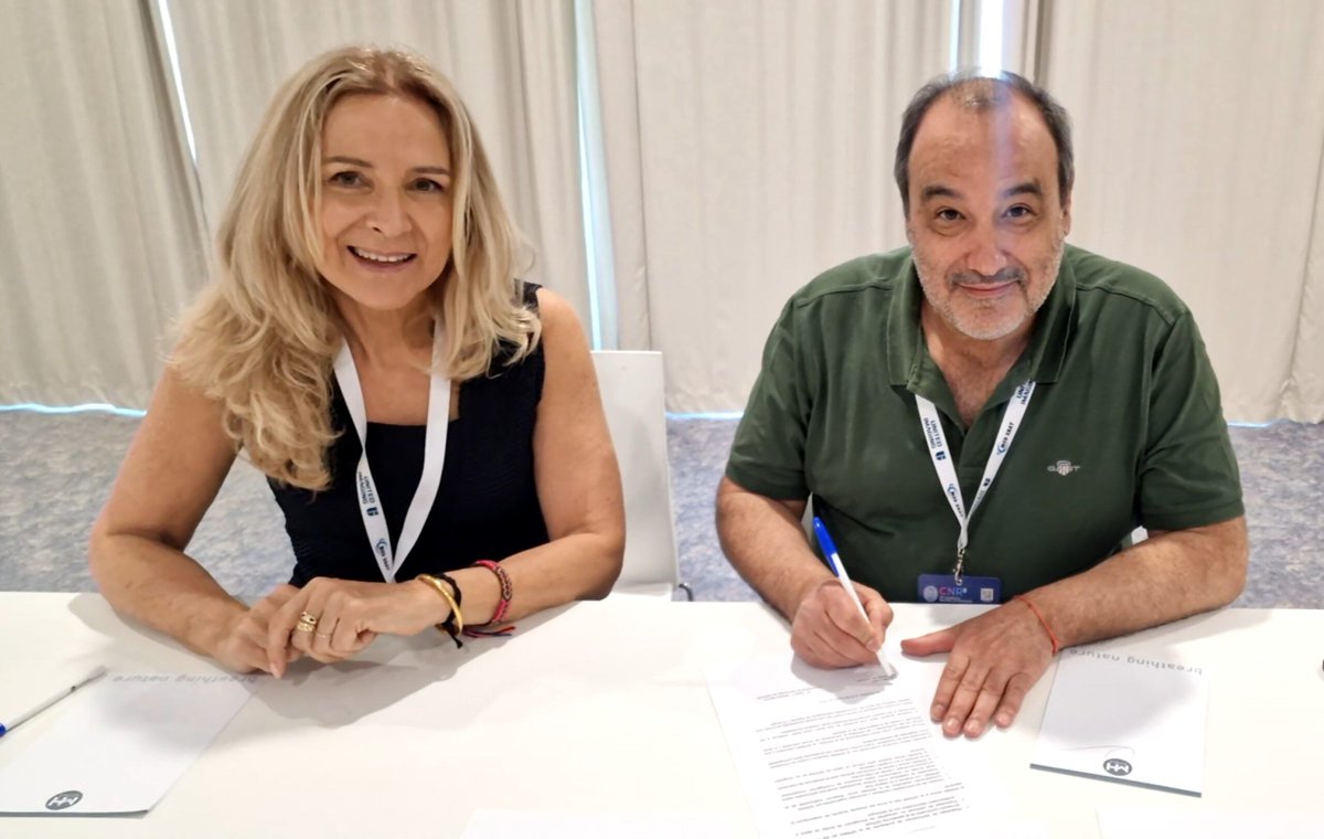 Renovamos nuestro convenio con la SPRMN durante el 17° Congreso de la SPRMN, CNR 2025 que ha tenido lugar en Peniche, Portugal

Este acuerdo refuerza los lazos con la radiología portuguesa y abre nuevas vías de colaboración científica y formativa

En representación de la SERAM,