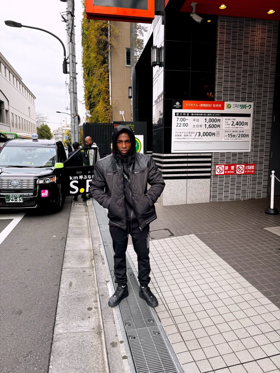 Mindset without discipline is useless
Remember why you started
Work harder. pray more.
Chase your dreams.

Keep following me for the updates
Instagram: dwelbert_manuel
Facebook: DM The Black Lightning

#TheBlackLightning #Suriname #pushyourself #motivation #japan #highlight
