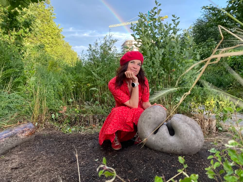 #FIETSTOUR FeminineART, zaterdag 31 mei 13.30 uur vanaf het Wijkpark het Oude Westen €7,50. Speciaal voor #Parkenmaand langs kunst met een vrouwelijk verhaal in de <a href="/Parken010/">Rotterdamse Parken</a> met Yvonne Beelen. Meer info via de GROENE UITAGENDA 📲: degroeneagenda.nl/site/fietstour… 🌳.