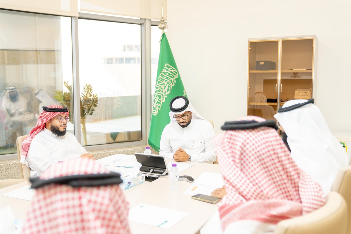 jazan1sa's tweet photo. بحثت #أمانة_جازان مع مؤسسة إخاء لرعاية الأيتام، وجمعية الصديق لإكرام الموتى ، سبل التعاون المشترك وذلك في إطار تعزيز الشراكات المجتمعية بما يسهم في تحقيق مستهدفات المسؤولية الاجتماعية والتنمية المستدامة بحضور مساعد الأمين م. إبراهيم كريري. https://t.co/R4gXADnd3z
