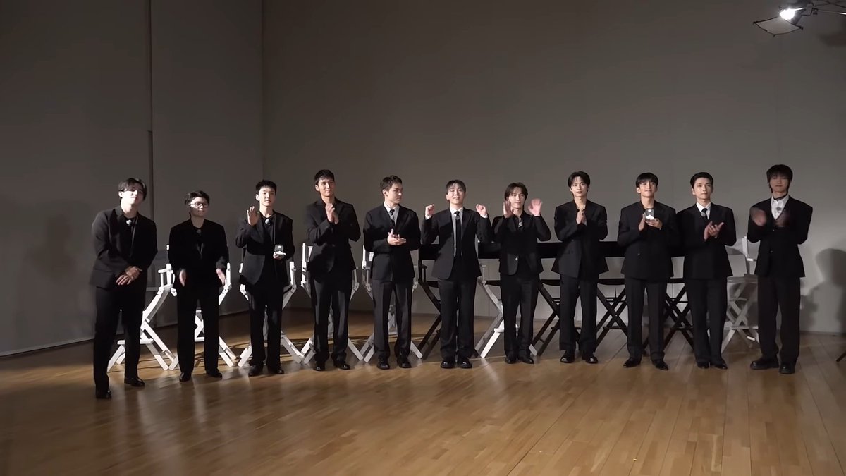 jeononutime's tweet photo. their line up on joining pledis :( https://t.co/Sf3ILQiaVW