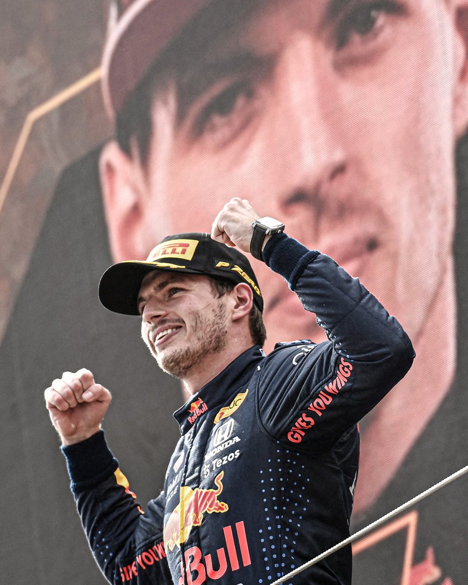 Pole 🏁
Fastest lap 🏁
Led every lap of the race🏁 

Max Verstappen with the Grand Slam in Spain back in 2023👏🏆