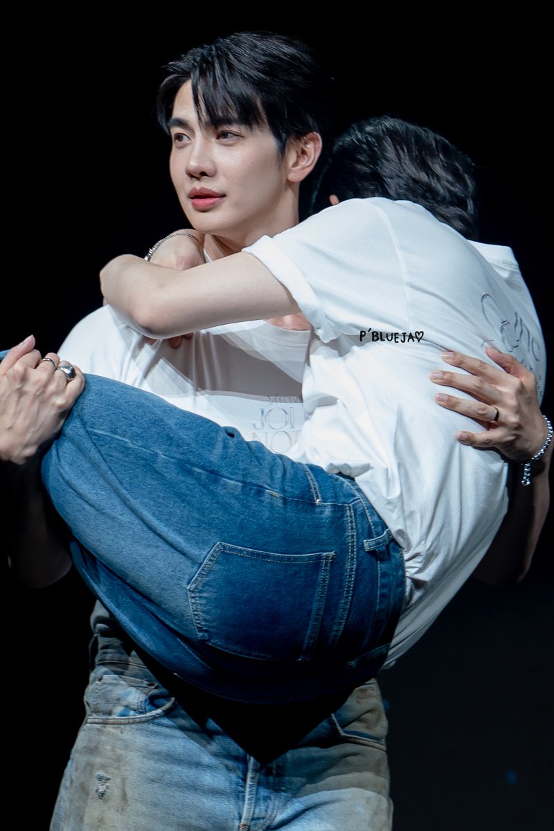 bluebosley's tweet photo. พระเอกในชีวิตจริงของใครกันนะ
อ่อ ของนอร์ธนี่เอง

@basjtr @maxky_rp 

THE GLOWING OF LOVE

#SpecialJohanNorth #บาสเด็กอ้วนที่แท้จริง #bbasjtr #maxky_rp #maxkybas #แม็กกี้บาส https://t.co/BOKymITM9T