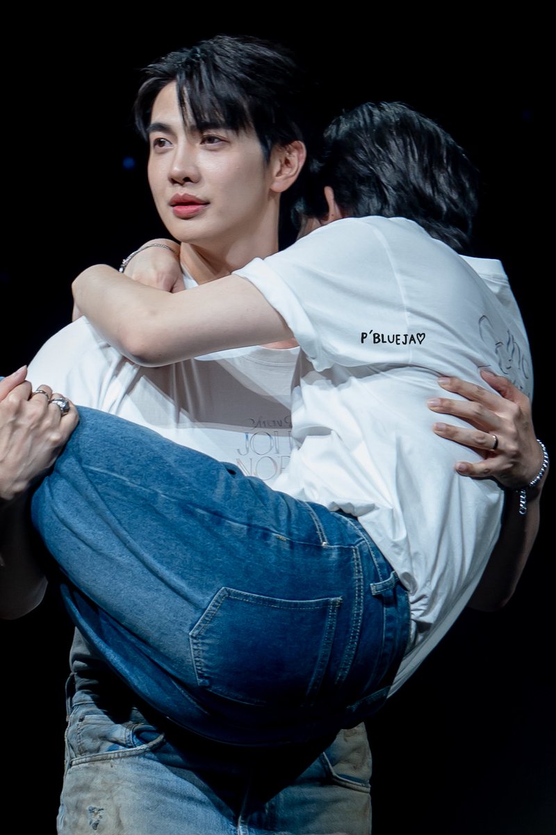 bluebosley's tweet photo. พระเอกในชีวิตจริงของใครกันนะ
อ่อ ของนอร์ธนี่เอง

@basjtr @maxky_rp 

THE GLOWING OF LOVE

#SpecialJohanNorth #บาสเด็กอ้วนที่แท้จริง #bbasjtr #maxky_rp #maxkybas #แม็กกี้บาส https://t.co/BOKymITM9T