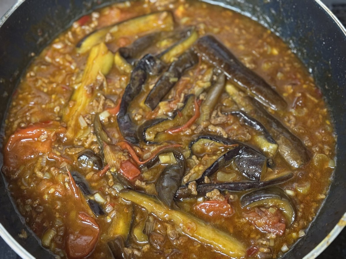 今日はトマト麻婆茄子🍅🍆🌶️

トマト余ってたから使ったけど酸味がいい感じ✨

#キッチンドランカー部