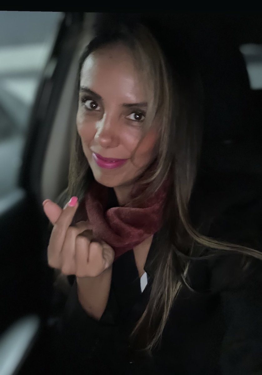 gabiciddeleon's tweet photo. Las demandas se presentan, 
los recursos se interponen, 
los incidentes se plantean, 
a las personas se les defiende y
a los abogados se les dice la verdad. https://t.co/fVaTgKjN9j
