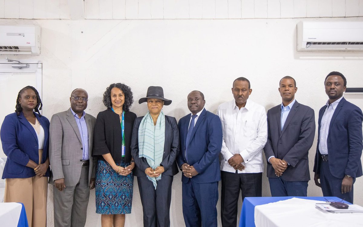 mpceht's tweet image. Port-au-Prince.-Le mardi 27 mai 2025. La Ministre de la Planification et de la Coopération Externe (MPCE), Madame Ketleen Florestal, a reçu la représentante-pays de l’UNICEF (Fonds des Nations-Unies pour l’Enfance), Madame Geetanjali Narayan.
👇🏾
facebook.com/share/p/19eEr3…