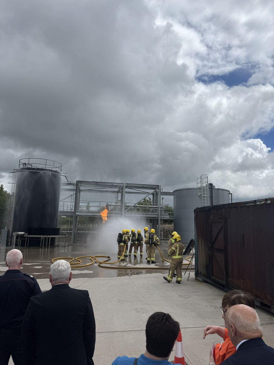 Steve Wright tweet media