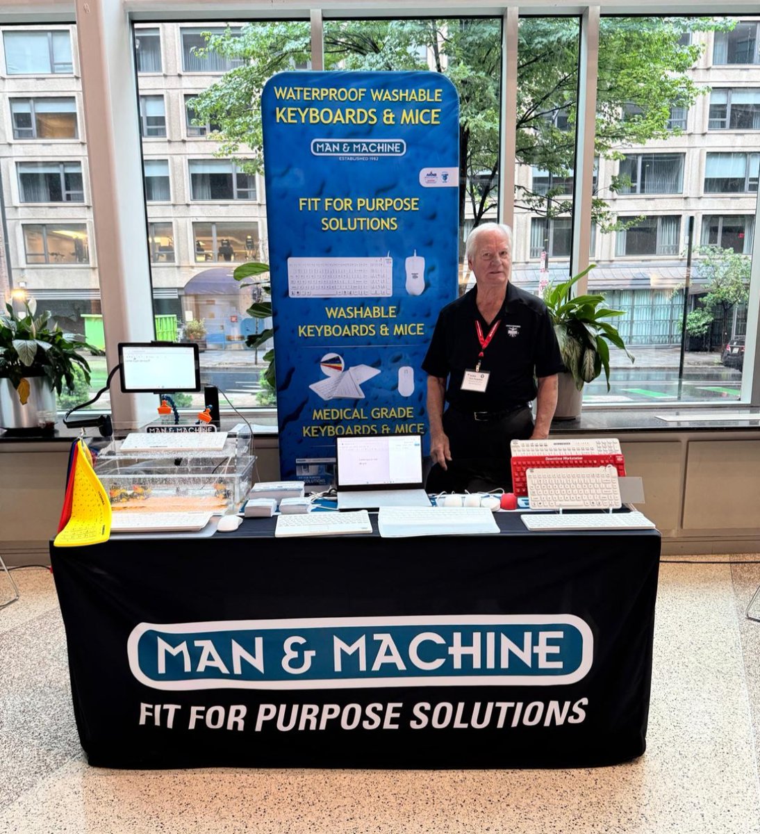 ManAndMachineCo's tweet image. We’re kicking off the DoD/VA &amp;amp; Gov Health IT Summit in D.C.! 💻 Stop by the Man &amp;amp; Machine booth to see our waterproof, washable keyboards &amp;amp; mice in action.🧼
#manandmachine #InfectionPrevention #hygienickeyboard #medicalkeyboards