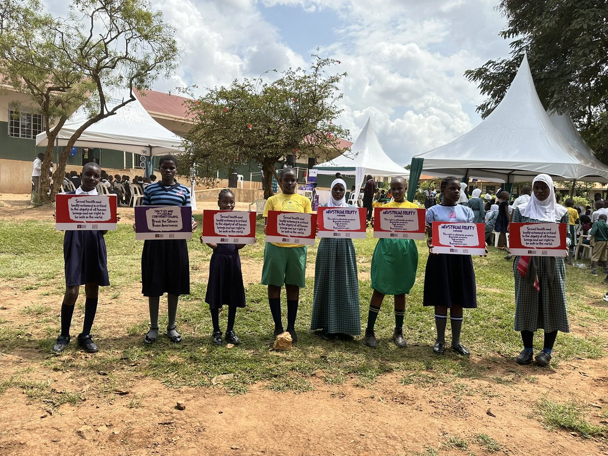 CentreforWomen2's tweet photo. Launching Uganda’s 1st Community Pad Dispenser Initiative.
A solution for girls, by the community giving access to emergency pads and restoring dignity.
#MenstrualEquity #GirlsDeserveBetter
#CommunityPadDispenser https://t.co/qVlTzjsWFq