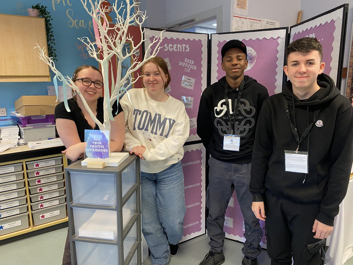 Lochend Community High School (@lochendhigh) on Twitter photo Our fantastic <a href="/YE_Scotland/">Young Enterprise Scotland</a> finalists are busy preparing for the Scottish finals tomorrow 🏴 🏆
They need your help! Please vote for team Affirmations to win the People’s Choice Award 2025. But be quick, as voting closes at 5pm today!
Link to vote: yes.org.uk/competitions.p…
🙏 Our fantastic <a href="/YE_Scotland/">Young Enterprise Scotland</a> finalists are busy preparing for the Scottish finals tomorrow 🏴 🏆
They need your help! Please vote for team Affirmations to win the People’s Choice Award 2025. But be quick, as voting closes at 5pm today!
Link to vote: yes.org.uk/competitions.p…
🙏