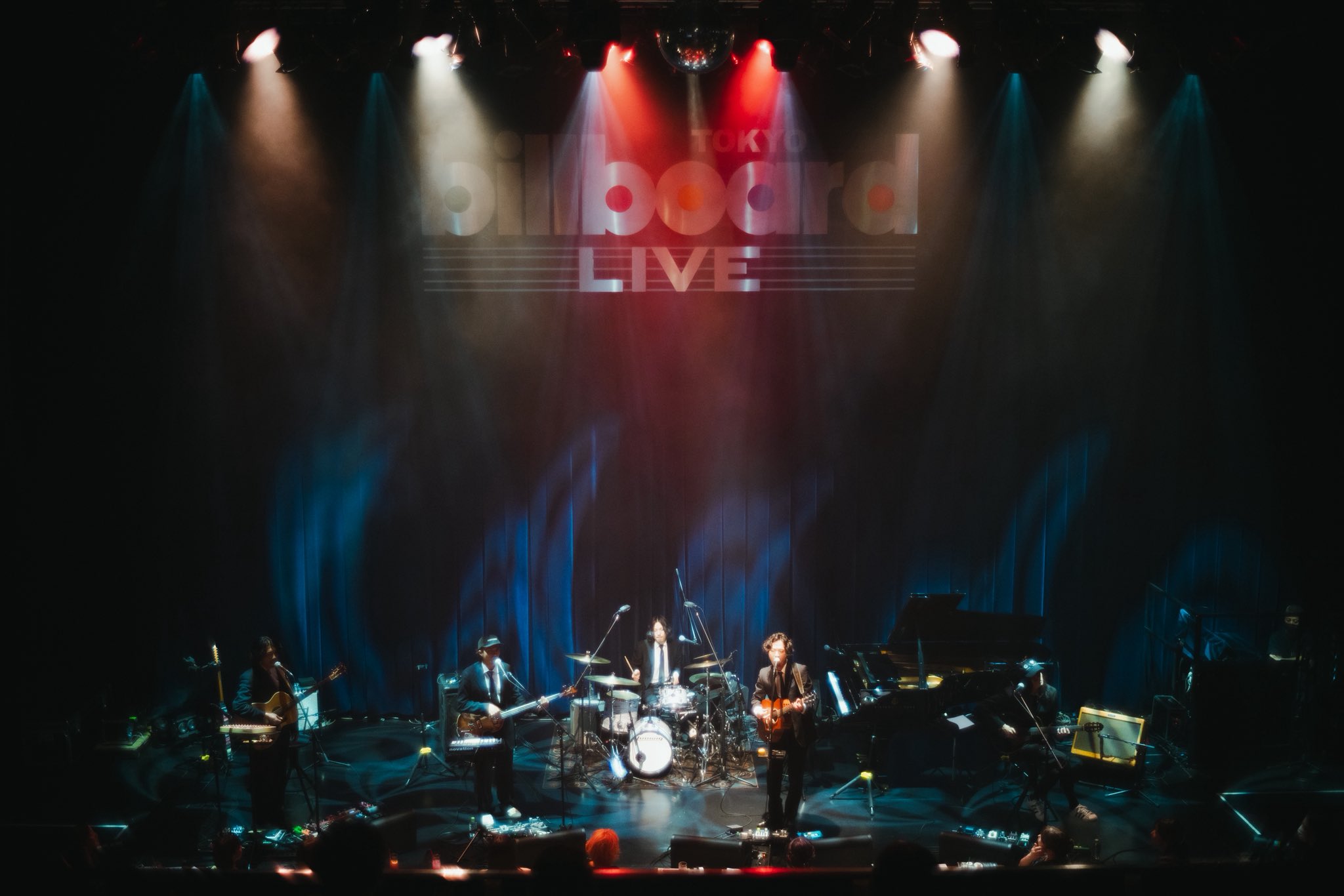 B'z Official Website